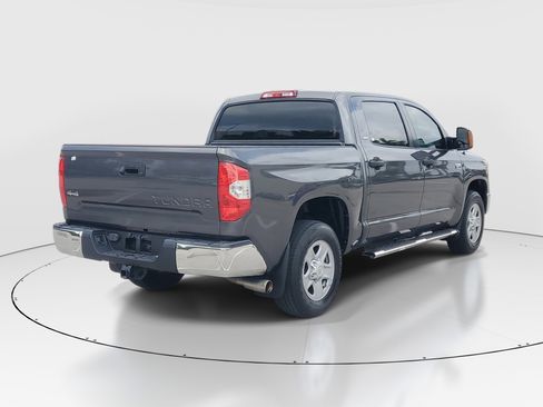 Used 2019 Toyota Tundra SR5 w/ SR5 Upgrade Package AWD/4WD image 3