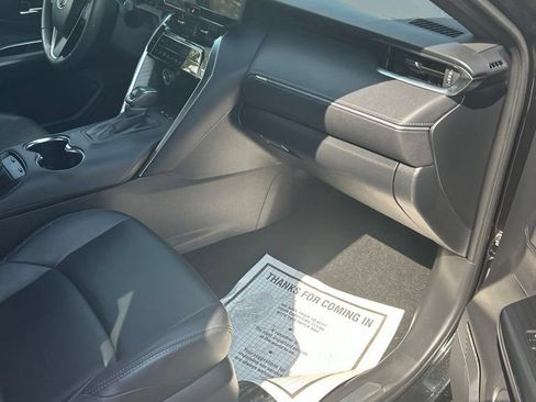Used 2023 Toyota Venza Nightshade AWD/4WD image 10