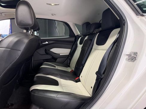 Used 2012 Ford Focus Titanium FWD image 18