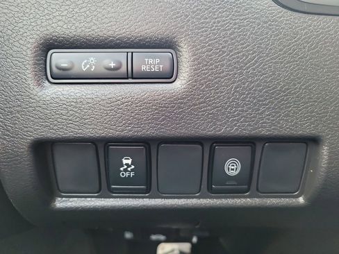 Used 2024 Nissan Murano SV w/ SV Midnight Edition Package image 23