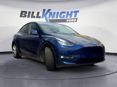 Used 2023 Tesla Model Y Long Range AWD/4WD image 7