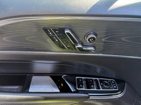 Certified 2024 Cadillac Lyriq Luxury AWD/4WD image 19