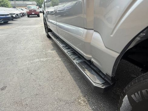 Used 2023 Ford F150 XLT w/ Equipment Group 302A High RWD image 10