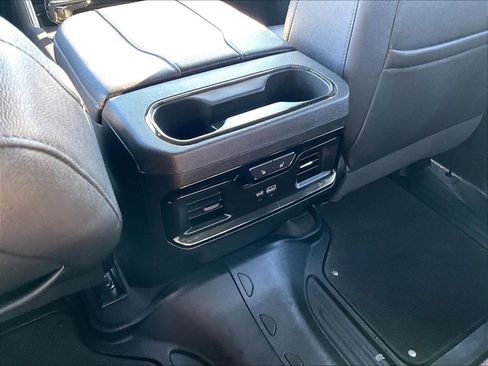 Used 2023 GMC Sierra 1500 AT4 w/ Technology Package image 28