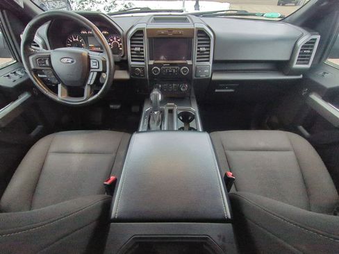 Used 2018 Ford F150 XLT w/ Equipment Group 302A Luxury image 15