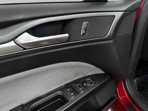 Used 2016 Ford Fusion S w/ Equipment Group 101A image 15