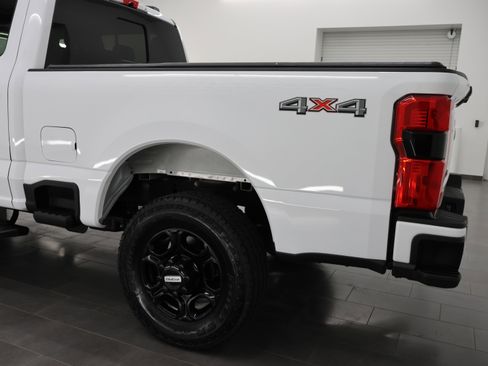Used 2025 Ford F250 XL w/ STX Appearance Package AWD/4WD image 35