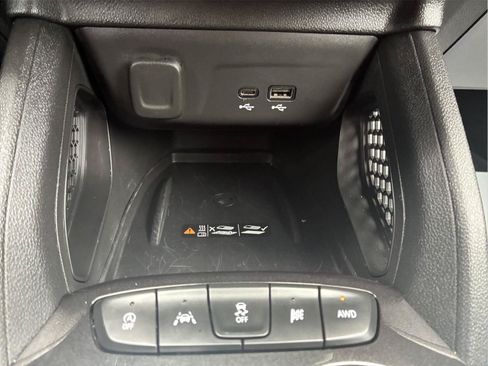Used 2024 Chevrolet TrailBlazer RS w/ Convenience Package AWD/4WD image 59