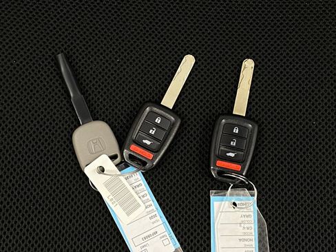 Used 2020 Honda CR-V LX image 9