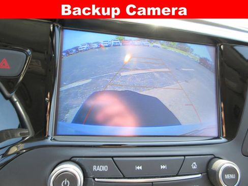 Used 2020 Buick Envision Essence FWD image 15