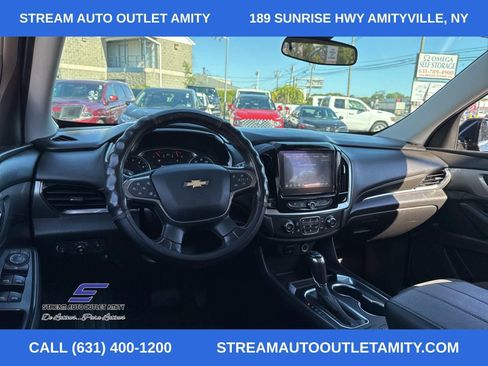 Used 2020 Chevrolet Traverse LT w/ Driver Confidence II Package image 21