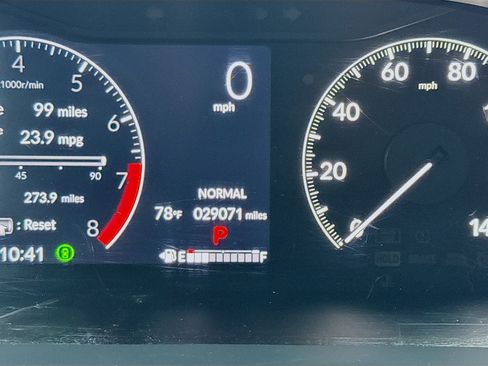 Used 2024 Honda HR-V EX-L image 8