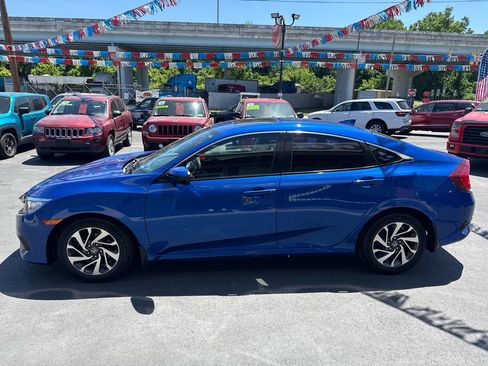 Used 2017 Honda Civic EX image 7