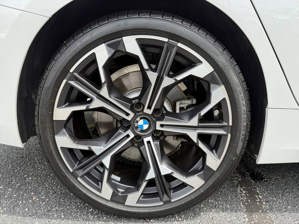 Certified 2026 BMW 330i xDrive Sedan AWD/4WD image 17
