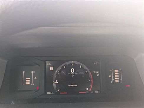 Used 2025 Toyota Tacoma SR5 AWD/4WD image 11