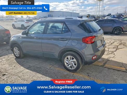 Used 2020 Hyundai Venue SEL w/ Convenience Package image 3