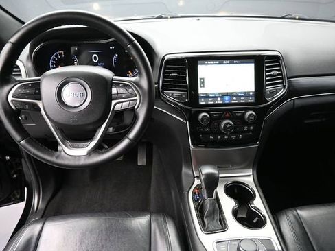 Used 2019 Jeep Grand Cherokee Limited image 24