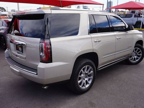 Used 2015 GMC Yukon Denali w/ Premium Package image 6