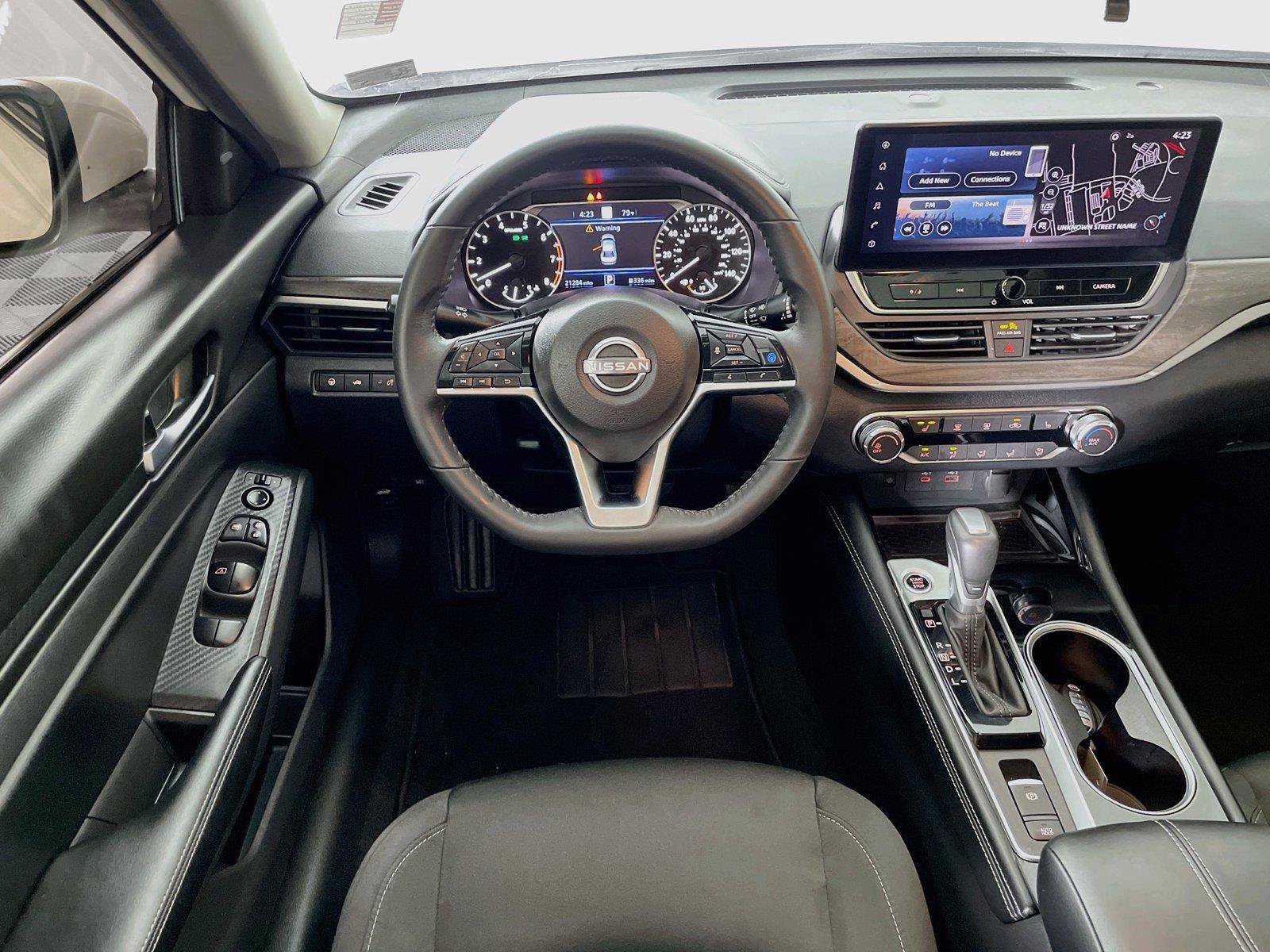Used 2024 Nissan Altima 2.5 SV w/ SV Premium Package FWD image 25