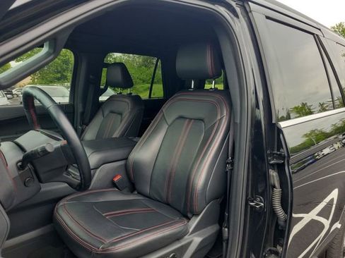 Used 2023 Ford Expedition Limited AWD/4WD image 20