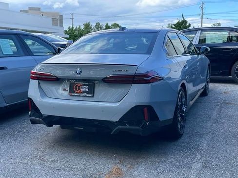 Certified 2025 BMW i5 xDrive40 w/ M Sport Package AWD/4WD image 4