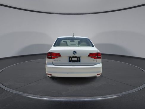 Used 2015 Volkswagen Jetta SE FWD image 7