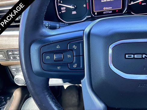 Used 2021 GMC Yukon Denali w/ Denali Premium Package AWD/4WD image 18