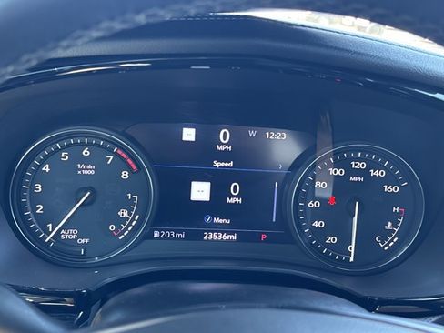 Used 2022 Cadillac XT5 Premium Luxury w/ Technology Package FWD image 27