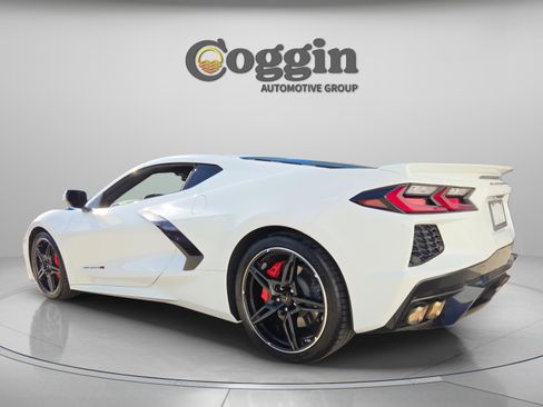 Used 2023 Chevrolet Corvette Stingray Coupe image 3