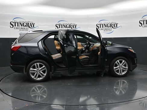 Used 2021 Chevrolet Equinox Premier FWD image 36