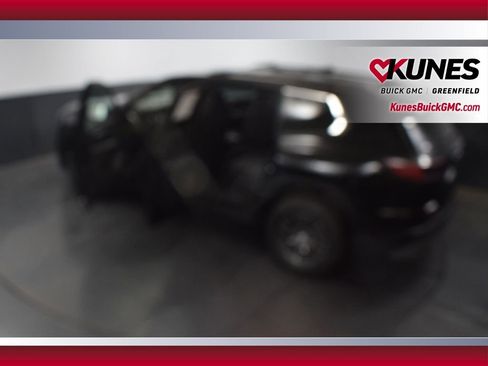 New 2025 GMC Acadia Elevation image 45