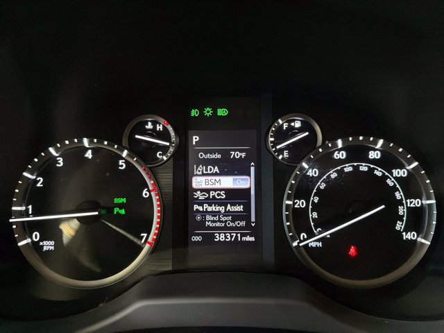 Used 2023 Lexus GX 460 Premium w/ Premium Package AWD/4WD image 18
