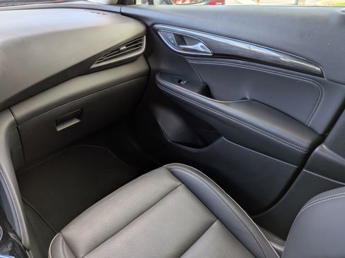 Used 2023 Buick Envision Essence FWD image 15