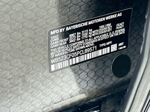 Certified 2023 BMW iX xDrive50 w/ Sport Package AWD/4WD image 34