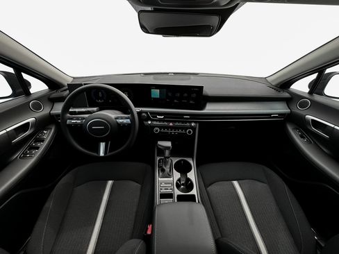 New 2025 Hyundai Sonata SE FWD image 13
