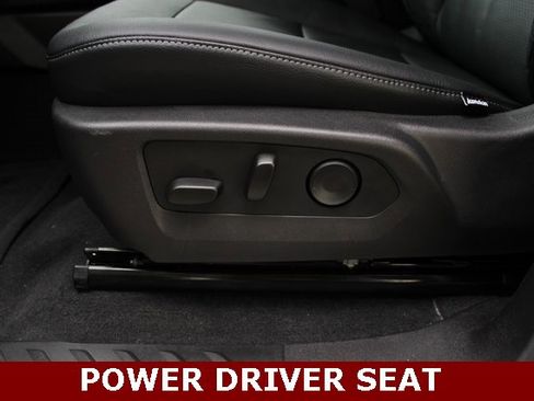 New 2025 GMC Canyon Elevation w/ Convenience Package image 13