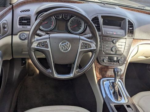 Used 2012 Buick Regal Premium image 34