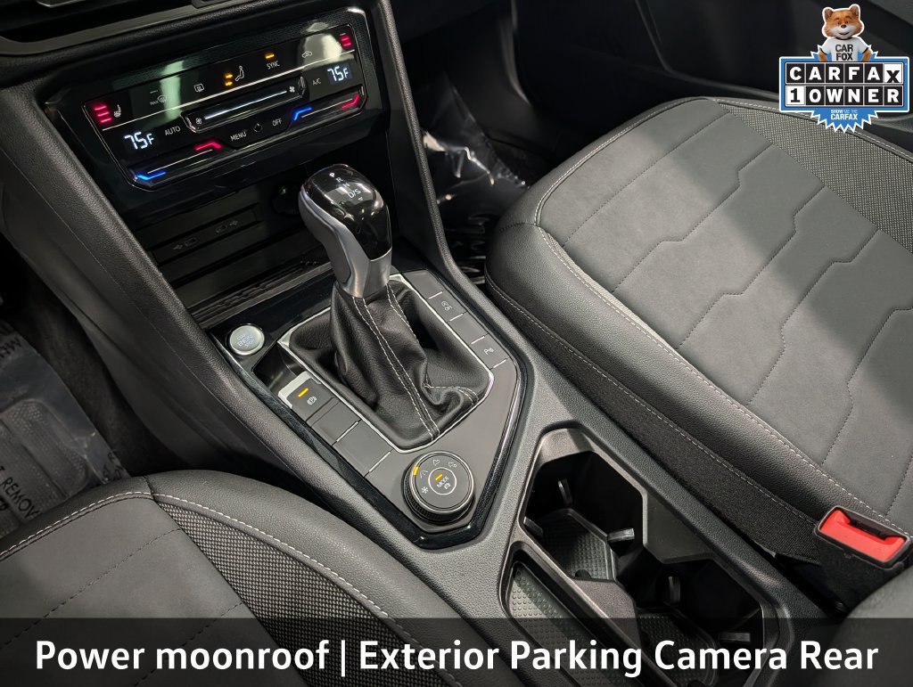 Used 2025 Volkswagen Taos SE AWD/4WD image 19