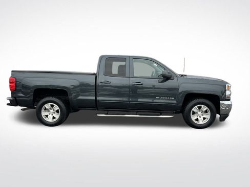Used 2018 Chevrolet Silverado 1500 LT w/ All Star Edition image 6