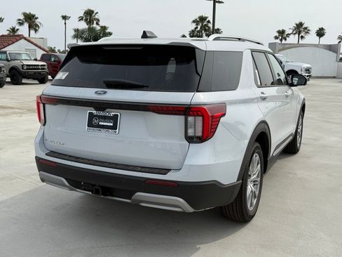 New 2026 Ford Explorer Platinum image 12