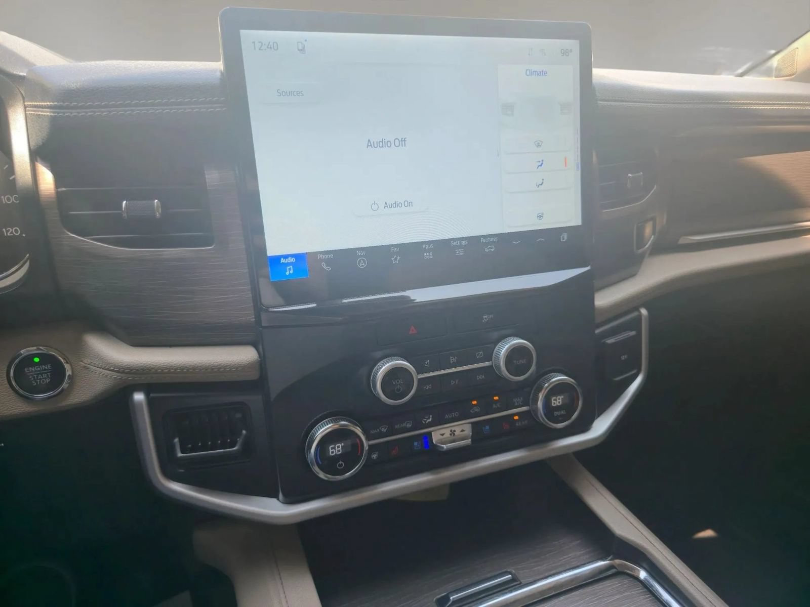 Used 2022 Ford Expedition Max Limited RWD image 15