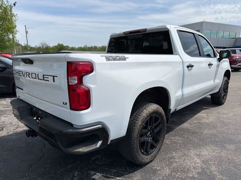 Used 2025 Chevrolet Silverado 1500 LT Trail Boss w/ LT Trail Boss Premium Package AWD/4WD image 3