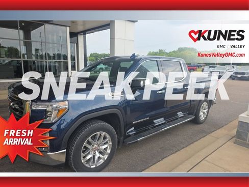 Used 2019 GMC Sierra 1500 SLT w/ SLT Premium Plus Package AWD/4WD image 2