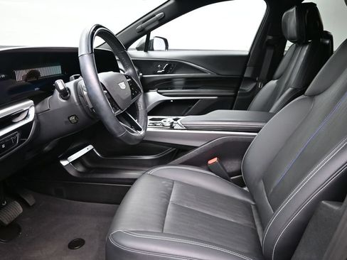 Certified 2024 Cadillac Lyriq Sport w/ LPO, Floor Liner Package AWD/4WD image 16