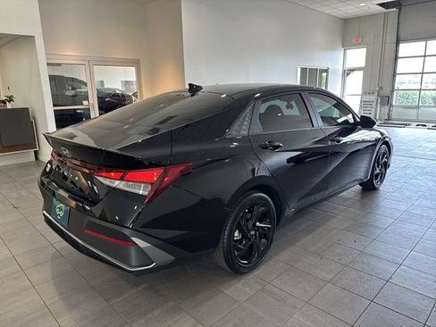 Used 2026 Hyundai Elantra Sport FWD image 2