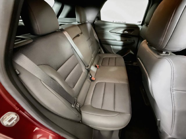 Used 2023 Chevrolet TrailBlazer RS w/ Convenience Package FWD image 26