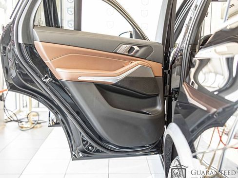 Used 2022 BMW X5 xDrive40i w/ Premium Package image 38