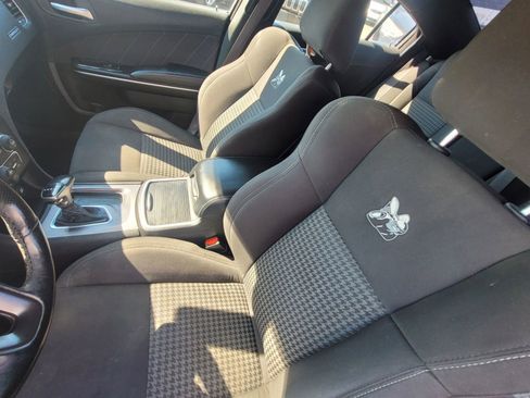 Used 2019 Dodge Charger Scat Pack w/ Navigation & Travel Group image 21