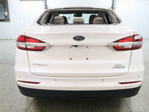 Used 2019 Ford Fusion SEL FWD image 8