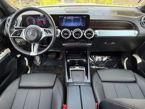 Used 2026 Mercedes-Benz GLB 250 4MATIC image 29